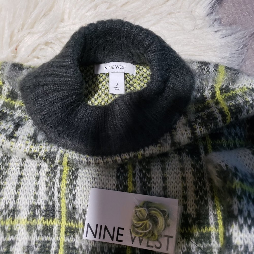 NWT Nine West plaid Boxy soft knit sweater plaid pattern - Picture 5 of 7